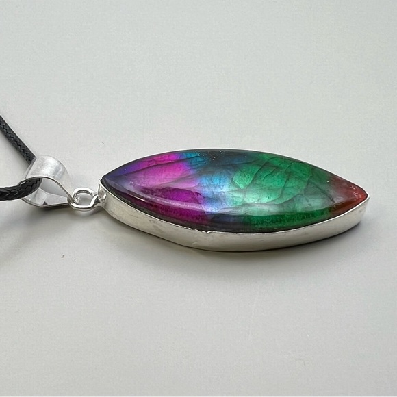 New Color Enhanced Labradorite Sterling Silver Overlay Pendant Necklace w Cord - Picture 5 of 5